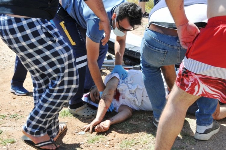 Tartıştığı komşusunun kardeşini t&uuml;fekle vurdu