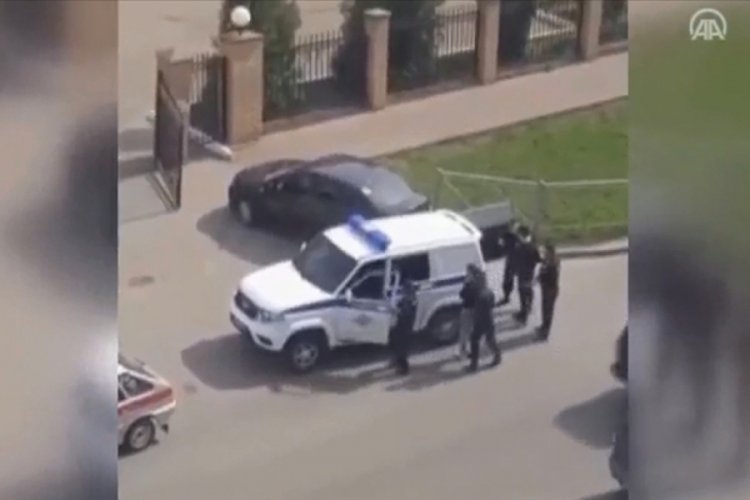 Tataristan'in başkenti Kazan'da bir okula silahlı saldırı düzenlendi