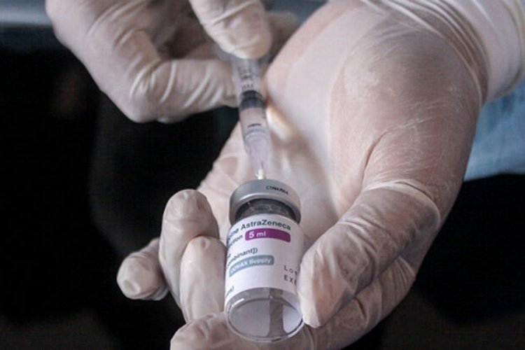 Slovakya, AstraZeneca aşısının kullanımını askıya aldı