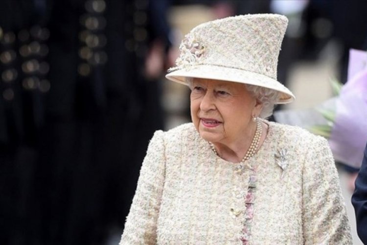Krali&ccedil;e Elizabeth, yeni yasama d&ouml;nemini a&ccedil;ıkladı