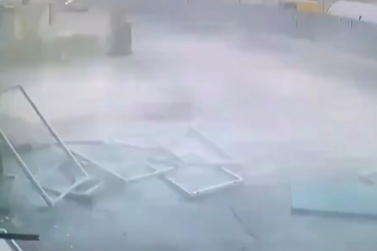Pendik'teki patlama anının g&ouml;r&uuml;nt&uuml;leri ortaya &ccedil;ıktı