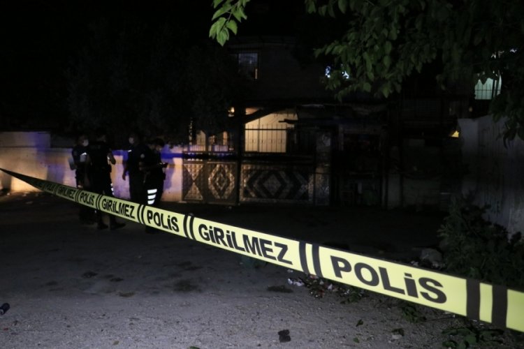 Sokak ortasında kimliği belirsiz kişilerce saldırıya uğradı