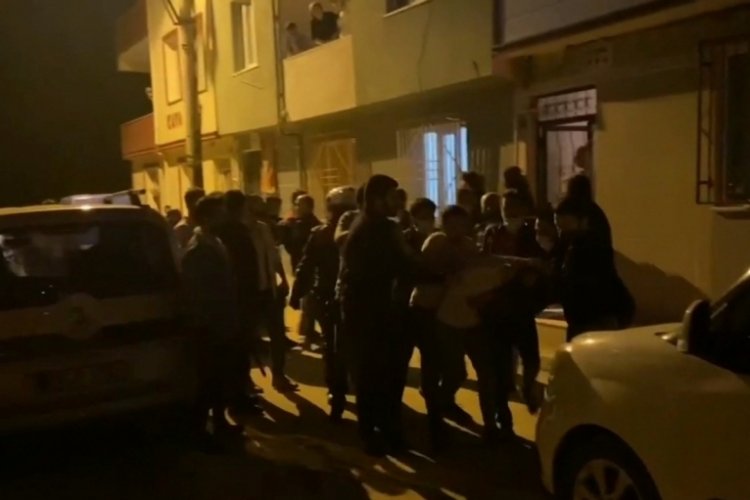 Bursa'da hareketli dakikalar: Kısıtlamaya uymayıp kendilerini uyaran polislere saldırdılar