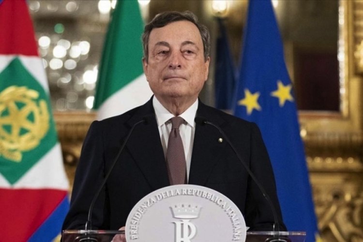 İtalya'da Draghi başbakanlık maaşından feragat etti