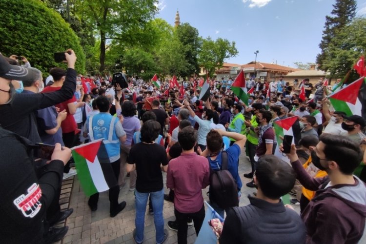 Bursa'da Cuma namazı &ccedil;ıkışı İsrail protestosu