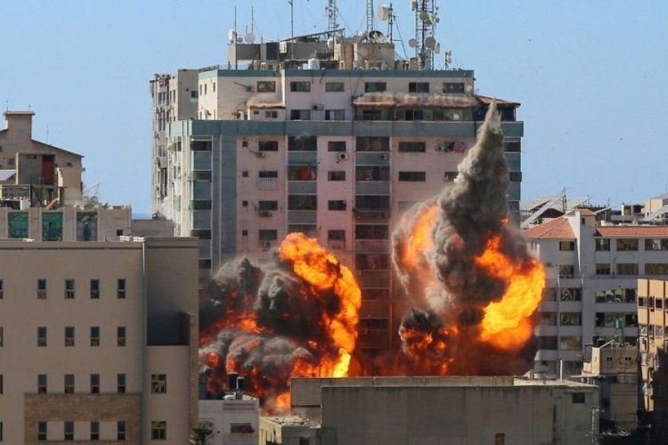 İsrail'in hava saldırıları devam ediyor: Can kaybı 149'a y&uuml;kseldi