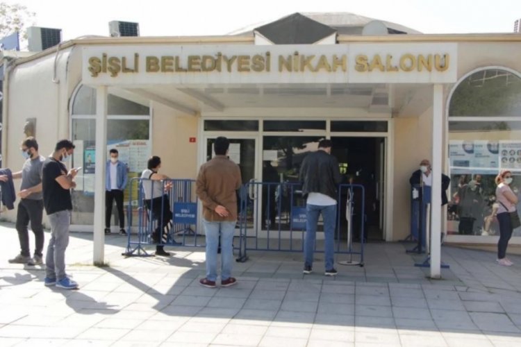 Nikah iptal, balayı iptal, ev iptal... Erteleyen erteleyene!