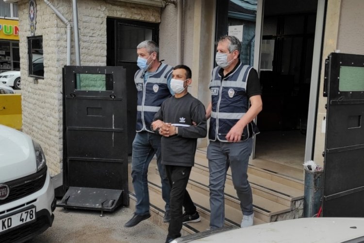 Bursa'da yüksek sesle müzik dinleyen komşusunu uyarınca öldürüldü