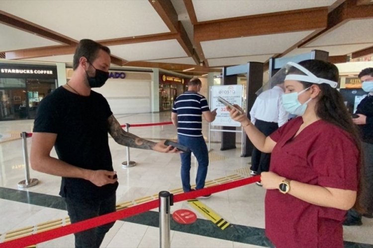 AVM'lerde kademeli normalleşmede ilk g&uuml;n