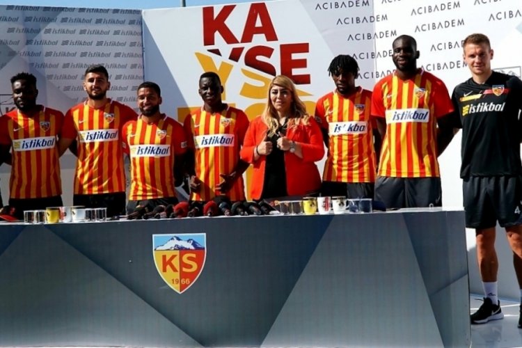 Kayserispor'da 11 futbolcunun s&ouml;zleşmesi sona eriyor