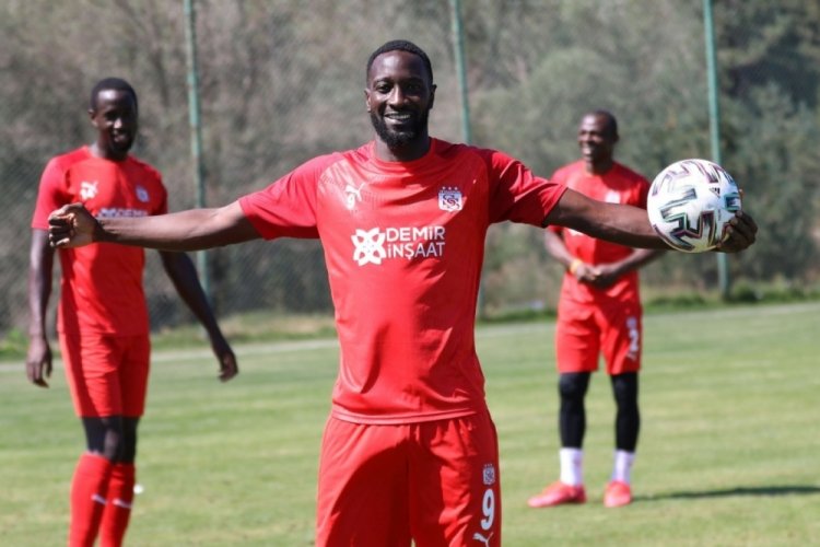 Sivasspor'dan Yatabare kararı