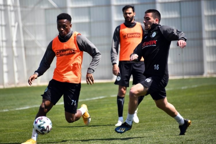 Jesse Sekidika, Konyaspor taraftarına veda etti