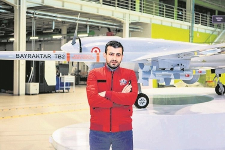 &Ccedil;inli yazar, Sel&ccedil;uk Bayraktar'ı 'SİHA alanında deha' olarak nitelendirdi