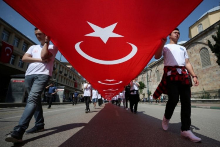 19.19'da hep bir ağızdan İstiklal Marşı