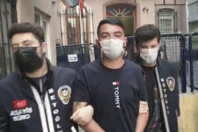 Su vermedi diye bı&ccedil;aklayarak &ouml;ld&uuml;rd&uuml;
