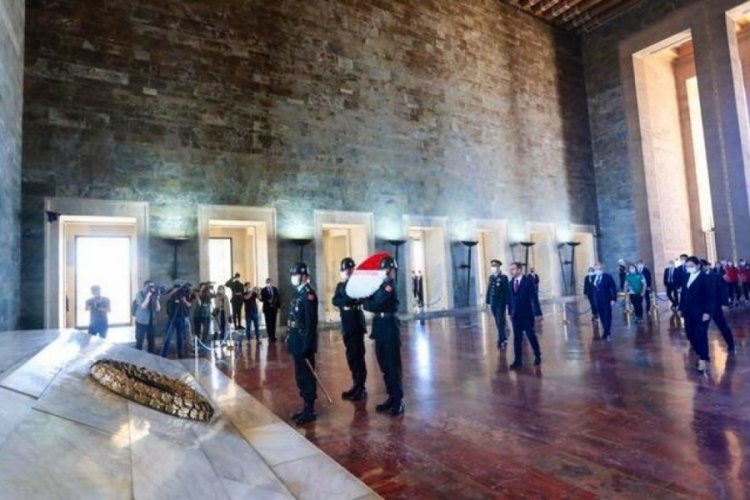 Anıtkabir'de 19 Mayıs t&ouml;reni d&uuml;zenlendi