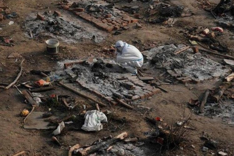 Hindistan'da Kovid-19'a bağlı g&uuml;nl&uuml;k can kaybı sayısı 4 binin altına d&uuml;şt&uuml;