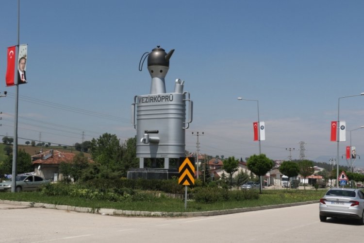 Vezirk&ouml;pr&uuml; Belediye Başkanı: Semaver eleştirilerine itibar etmiyoruz