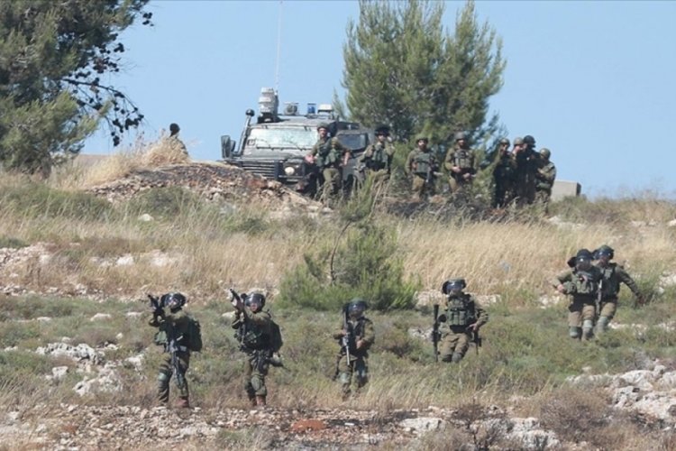 Batı Şeria'da İsrail askerlerinin yaraladığı bir Filistinli hayatını kaybetti