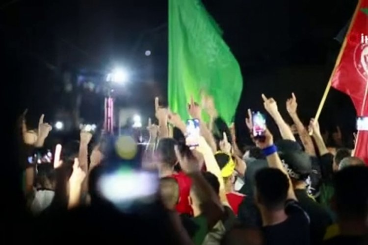 İsrail-Hamas ateşkesi Filistin'de kutlandı