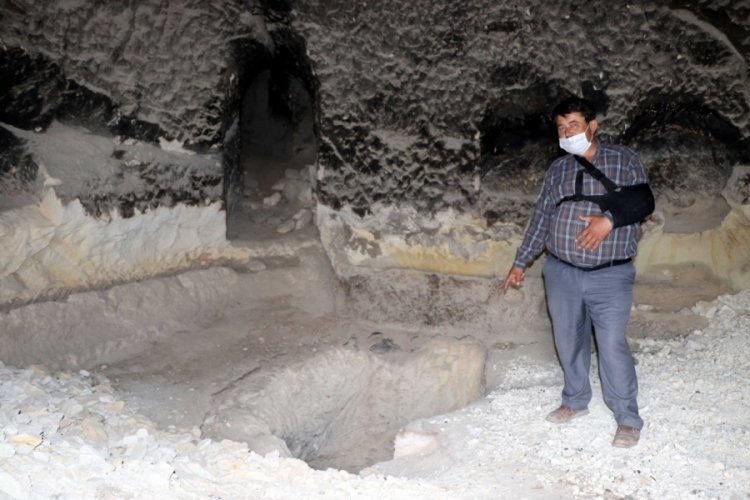 Defineciler Bizans d&ouml;neminden kalma kuyuya moloz doldurdular!