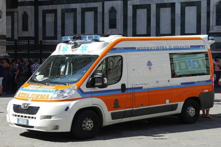 Ambulans g&ouml;revlisi hastalarını &ouml;ld&uuml;r&uuml;p cenazelerinden para kazanmış!