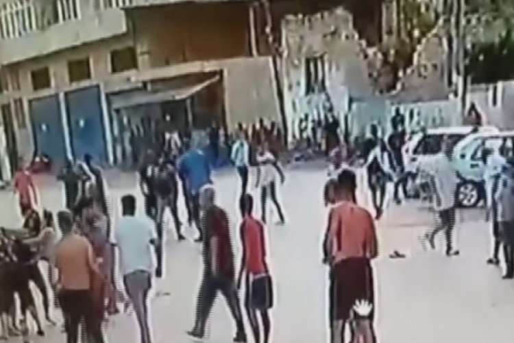 Askere gidecek gen&ccedil; kılı&ccedil;la &ouml;ld&uuml;r&uuml;ld&uuml;