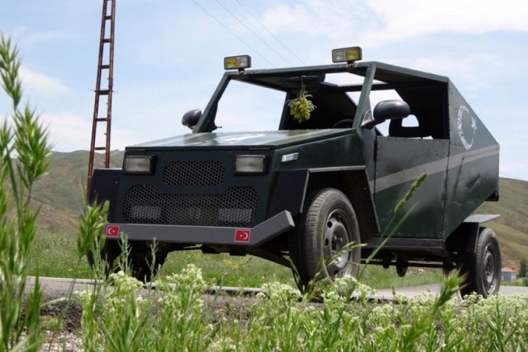 Y&uuml;ksekovalı &ccedil;oban yaptı: 20 litre benzinle 150 kilometre