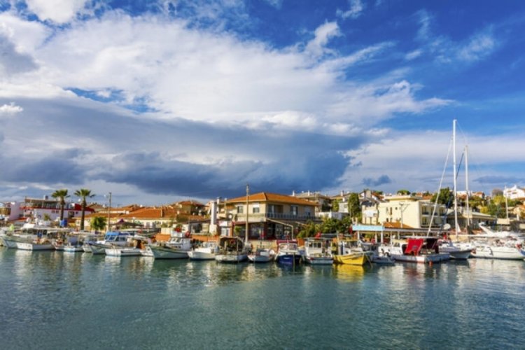 İzmir'in yazlık il&ccedil;elerine talep patlaması