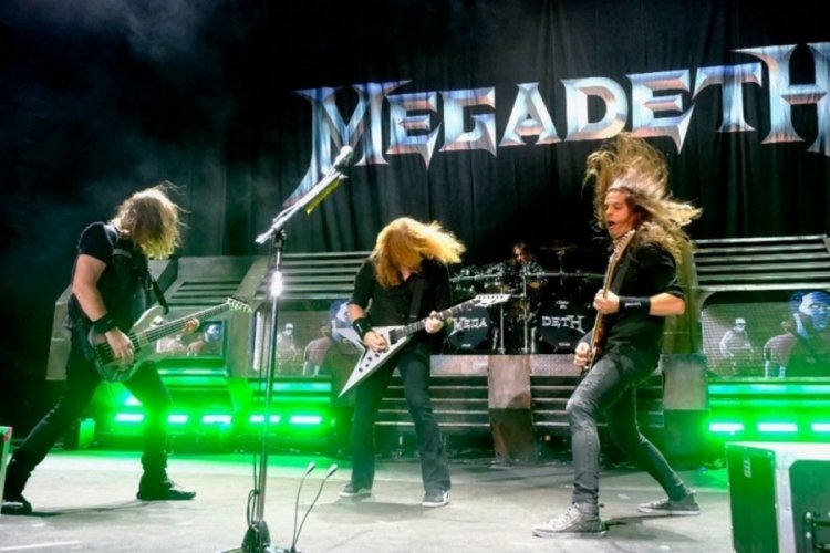 Megadeth grubunda &ccedil;ocuk istismarı iddiası