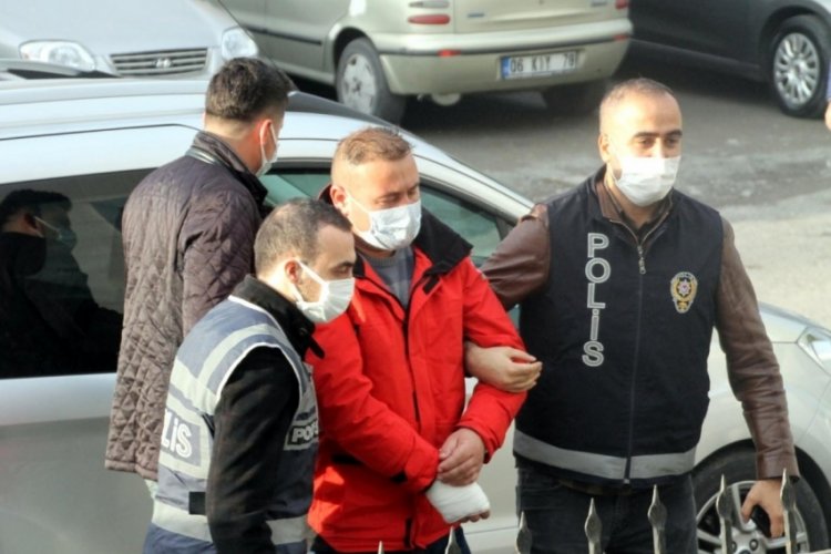 Eski kız arkadaşını 9 bı&ccedil;ak darbesiyle yaralayan sanığa 10 yıl hapis