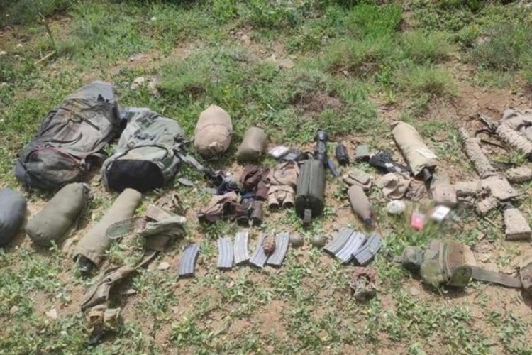 2 ter&ouml;ristin etkisiz hale getirildiği b&ouml;lgede silah ve m&uuml;himmat ele ge&ccedil;irildi