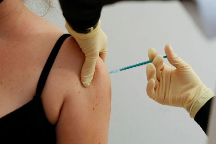 AstraZeneca'dan, Pfizer aşısının daha ölümcül olduğu iddiası