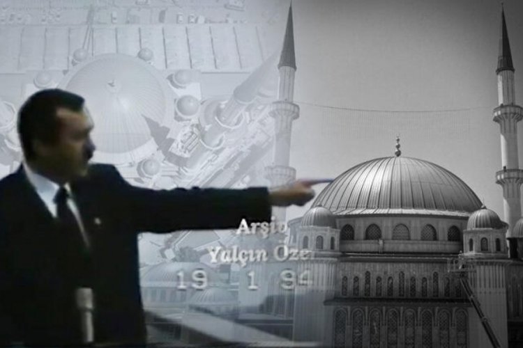 Cumhurbaşkanı Erdoğan 27 yıl &ouml;nce Taksim Camii'ni b&ouml;yle işaret etmiş