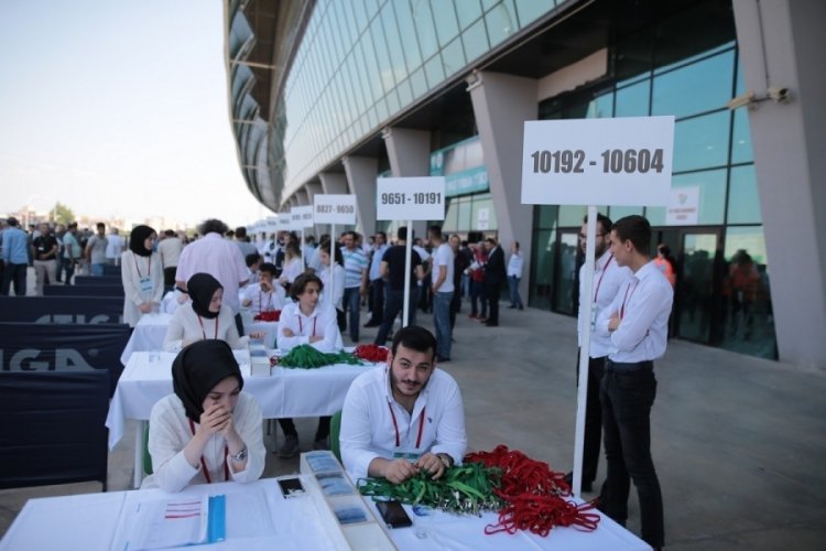 Bursaspor'da meraklı bekleyiş s&uuml;r&uuml;yor