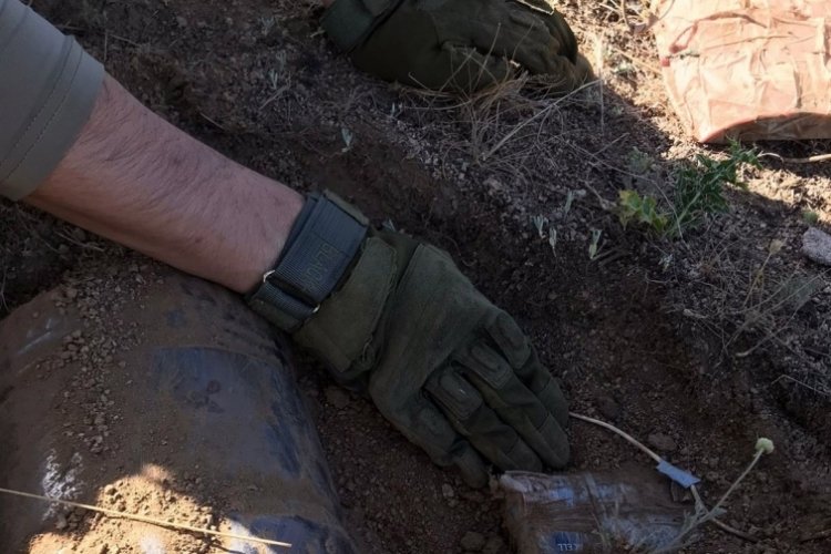 Bing&ouml;l'de Eren-4 Operasyonunda 2 adet EYP ele ge&ccedil;irildi