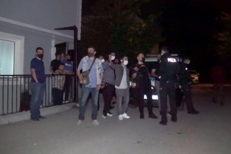 Bursa'da aranan ayı ailesi bulundu