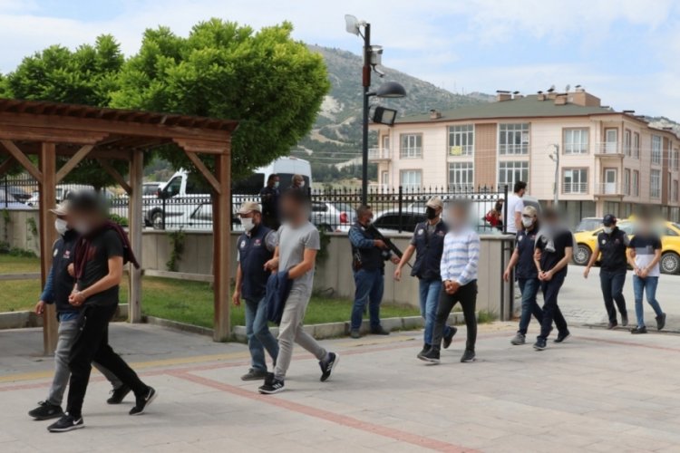 Burdur merkezli FET&Ouml; operasyonunda 6 tutuklama