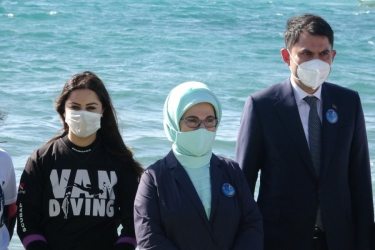 Emine Erdoğan ve Bakan Kurum'dan Van ziyareti