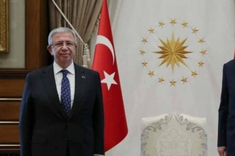 Mansur Yavaş'tan m&uuml;zisyenlere destek