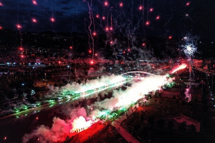 Bursaspor'un coşkulu kutlaması, İspanya medyasında!