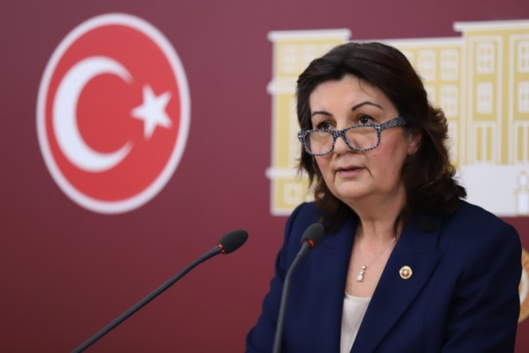 Bursa Milletvekili Karabıyık: 2 milyon 339 bin 809 &ouml;ğrenci 436 g&uuml;nd&uuml;r eğitim alamıyor