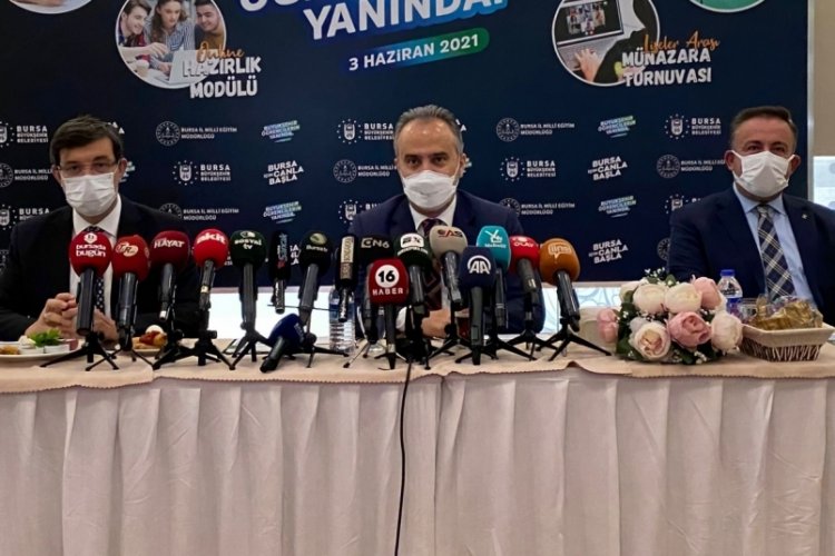 Başkan Aktaş'tan &uuml;cretsiz ulaşım a&ccedil;ıklaması! B&uuml;y&uuml;kşehir Belediyesi'nden &ouml;ğrencilere 3 &ouml;nemli proje!&nbsp;
