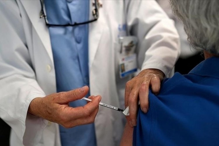 D&uuml;nya genelinde 2 milyar dozdan fazla Kovid-19 aşısı yapıldı