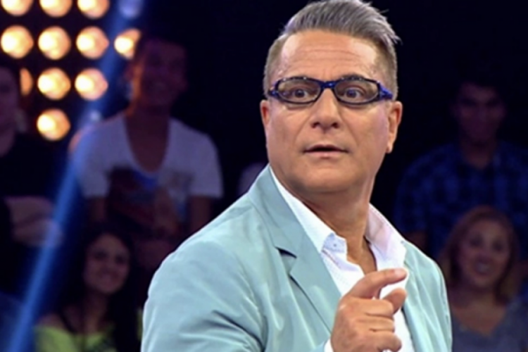 Mehmet Ali Erbil: Annem bize sahip &ccedil;ıkmadı