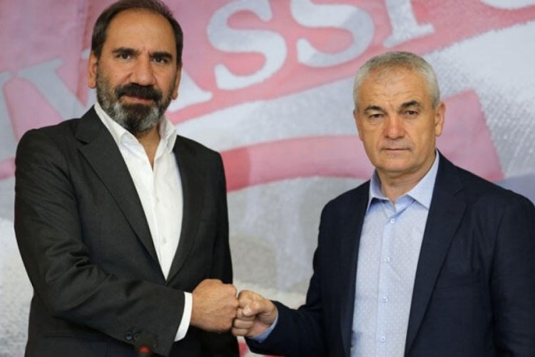 Rıza &Ccedil;alımbay Sivasspor'a 1 yıllık imza attı