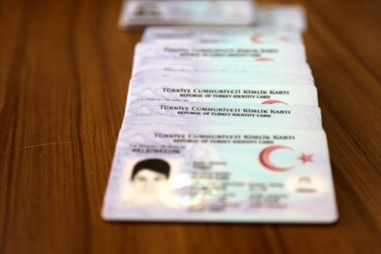 Türkiye'den KKTC'ye gideceklere yeni tip kimlik kartı zorunluluğu