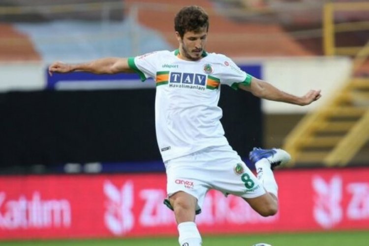 Salih U&ccedil;an'dan Alanyaspor'a veda