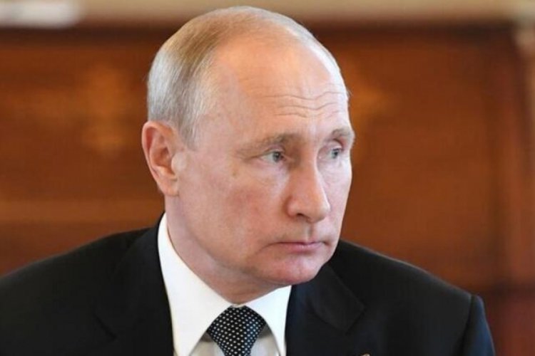Putin yıllardır sır gibi sakladı, g&ouml;zler 'konuşmacı' kızına &ccedil;evrildi