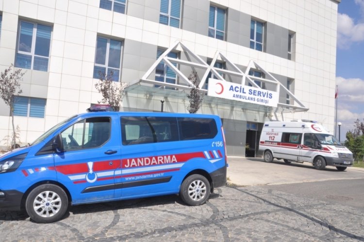 Kullandığı kamyondan d&uuml;ş&uuml;p, altında can verdi
